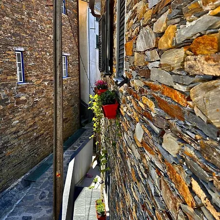 Love, Made In Xisto Piódão