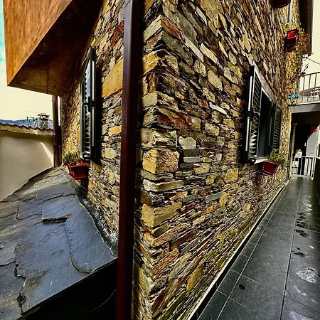 Love, Made In Xisto 別荘 Piódão