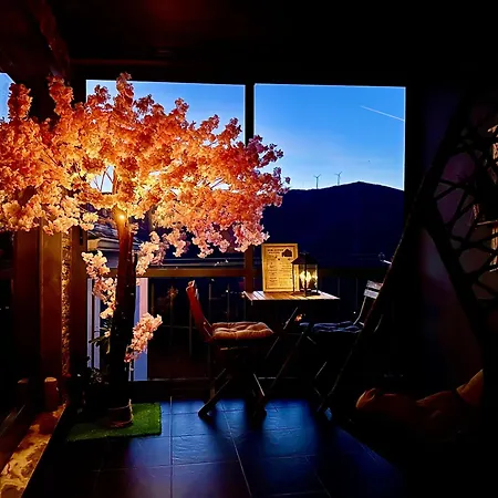 Love, Made In Xisto Piódão