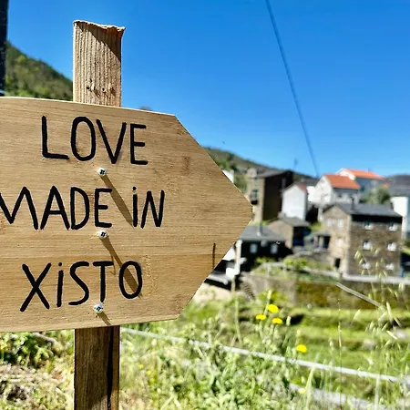 Love, Made In Xisto *