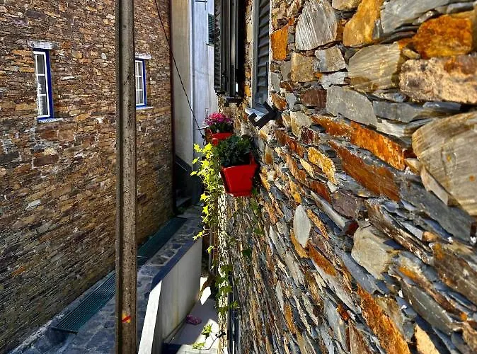 Love, Made In Xisto Piódão